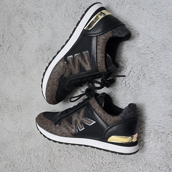 Michael Kors sneakers sz9 - Picture 4 of 5